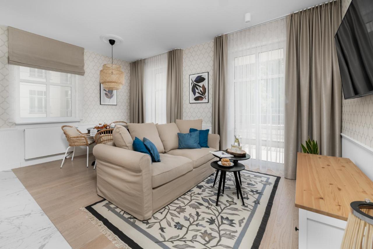 W Sercu Warszawy Apartamenty Warsaw Ngoại thất bức ảnh