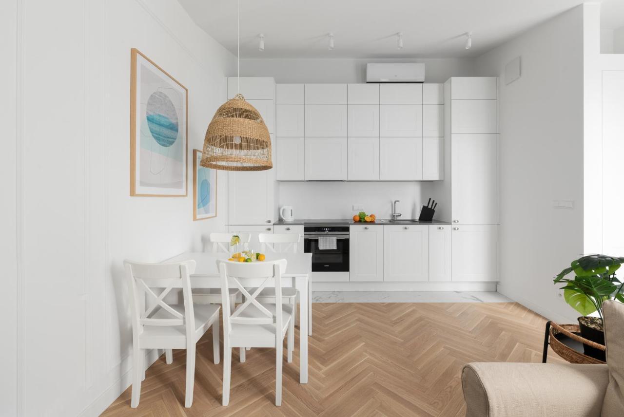 W Sercu Warszawy Apartamenty Warsaw Ngoại thất bức ảnh