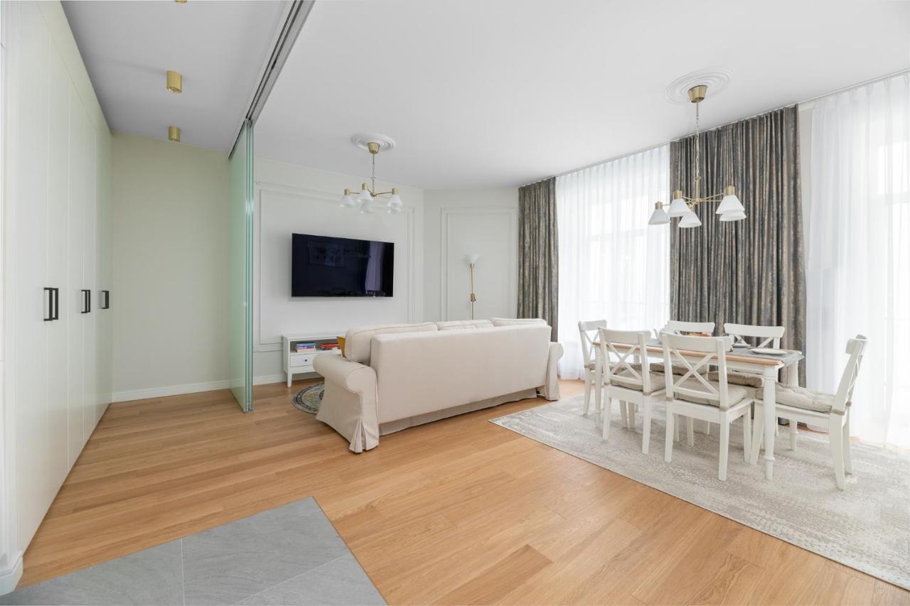 W Sercu Warszawy Apartamenty Warsaw Ngoại thất bức ảnh